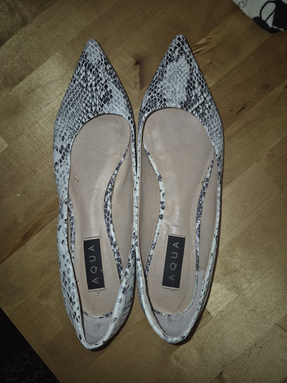 Aqua White and Black Snake-Print Pointed Toe Flats